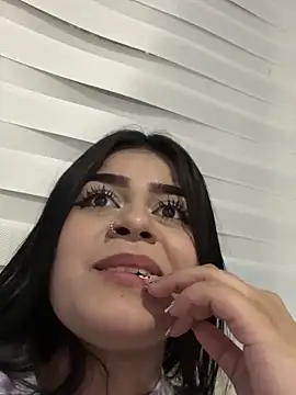 Kariina  69 online show from 11/18/25, 03:12