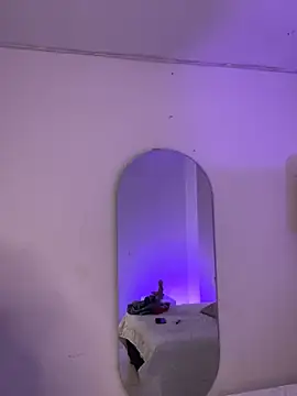 Kariina  69 online show from 04/10/26, 11:09