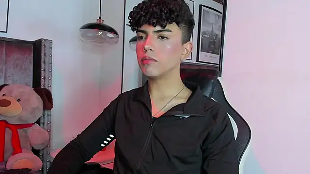 Snapshot of Niick_Twink chatting on 09/15/25, 07:36 Niick Twink online show from 09/15/25, 07:36