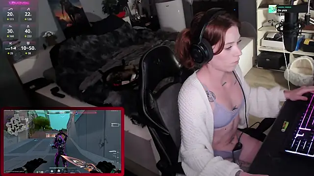 Horny Makima online show from 10/20/25, 09:32