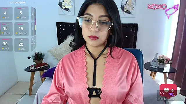 Ariana F W online show from 12/19/25, 01:29