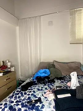 Mia  Gray online show from 11/30/25, 08:13