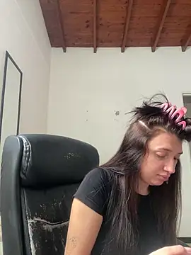 Mia  Gray online show from 02/11/26, 05:07