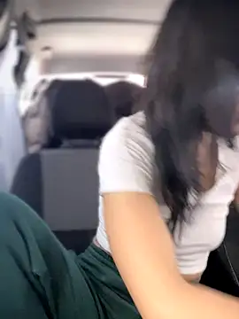 MeekyRich online show from 11/12/25, 04:02