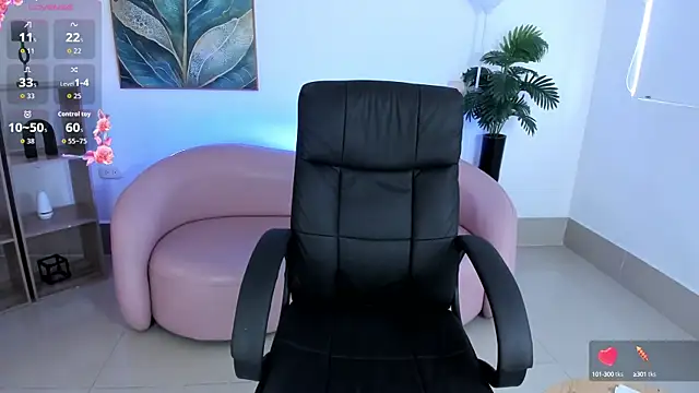 kylie soraya online show from 09/17/25, 04:19