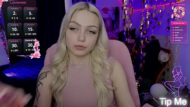 LinaLirian online show from 04/14/26, 10:10