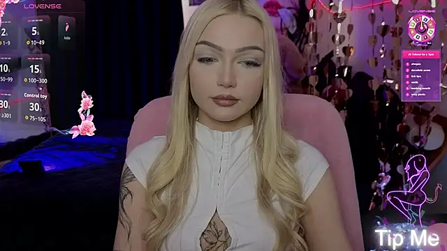 LinaLirian online show from 06/03/26, 02:33