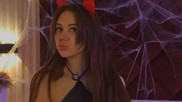 StacyHarland online show from 10/31/25, 04:24