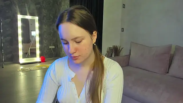 Candy Cansew online show from 02/06/26, 01:10