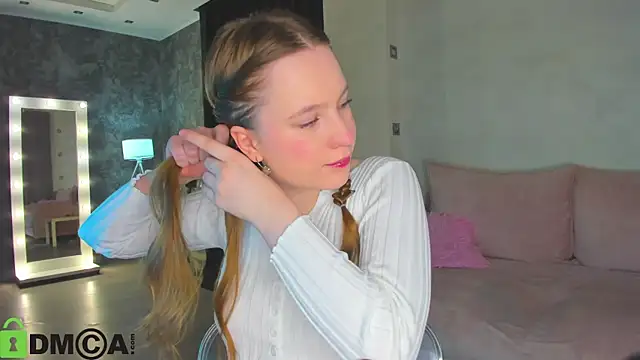 Candy Cansew online show from 04/26/26, 01:03