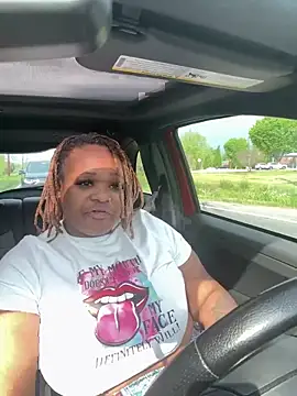 RoyalQueen2u online show from 04/24/26, 08:22