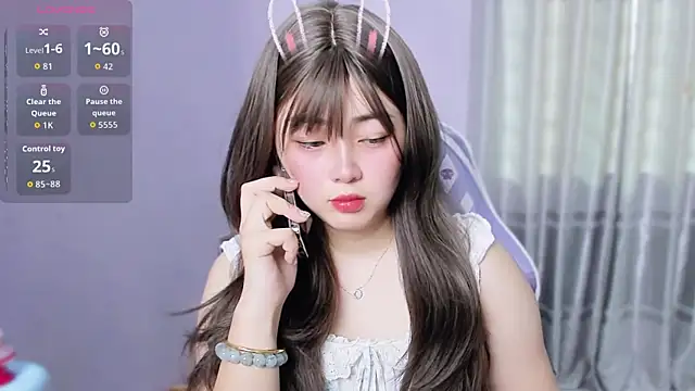 yuki3366 online show from 09/17/25, 04:25