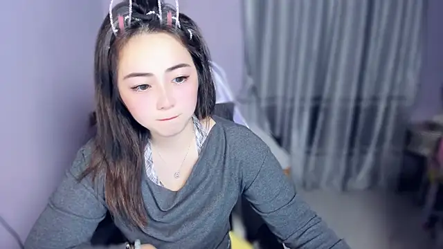 yuki3366 online show from 11/17/25, 01:17