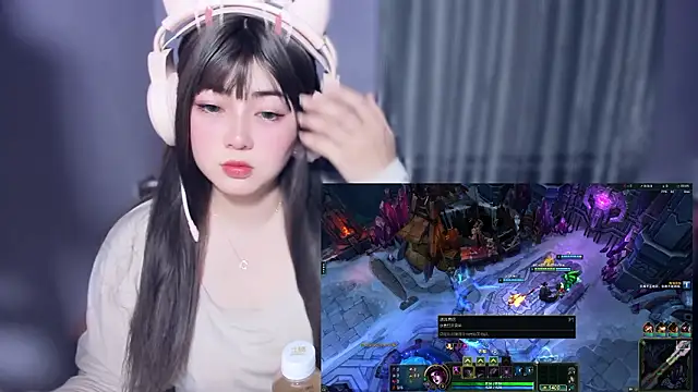 yuki3366 online show from 02/05/26, 12:43