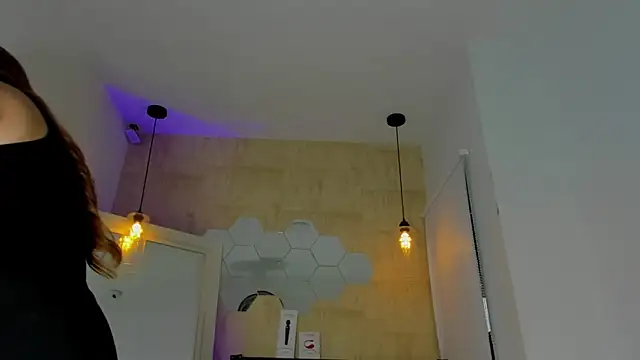 valentina-diiaz online show from 11/22/25, 01:10