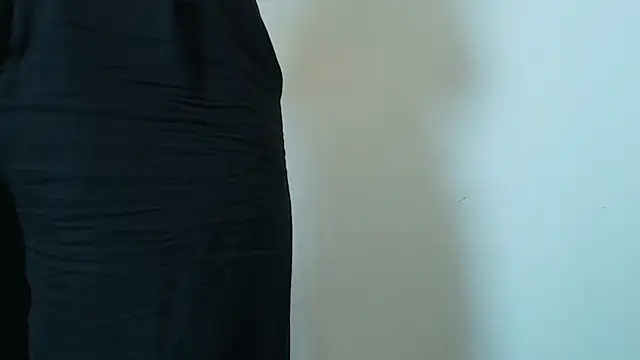  Victoria Collins online show from 12/15/25, 11:03