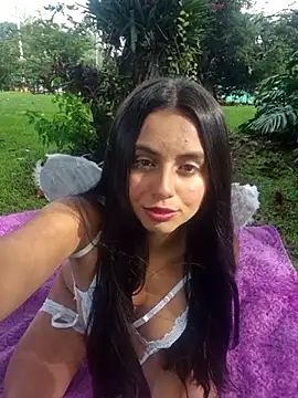 Lunaluxe1001 online show from 10/24/25, 01:18