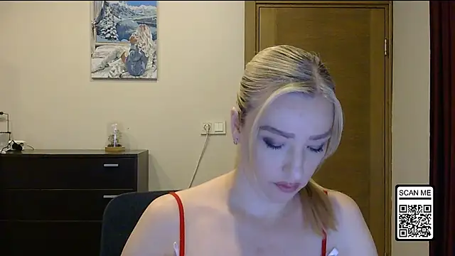 Wild Silk Desire online show from 10/26/25, 02:34