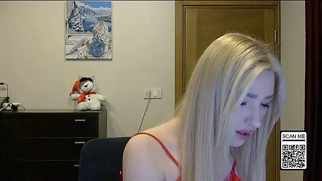 Wild Silk Desire online show from 11/24/25, 03:01