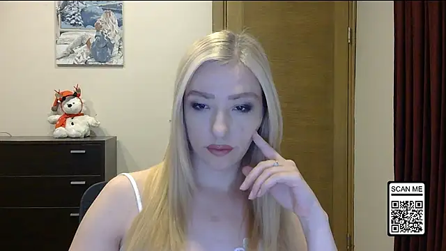 Wild Silk Desire online show from 12/16/25, 02:11