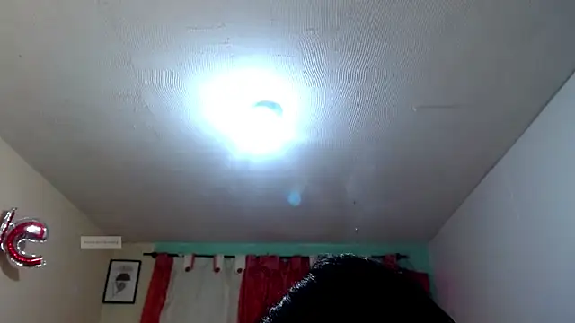 vale miel online show from 10/29/25, 11:06