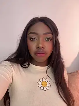 alissradiante1 online show from 11/28/25, 01:41