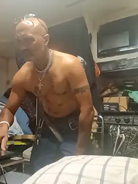 badboy2u2025 online show from 05/20/26, 11:22