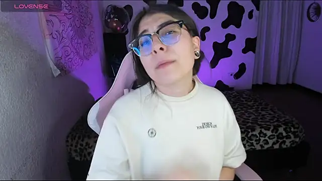 abbie jensen  online show from 11/30/25, 12:47