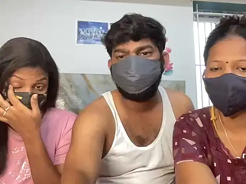 Snapshot of Tamil_india_couples_ chatting on 05/02/26, 12:59 Tamil india couples online show from 05/02/26, 12:59