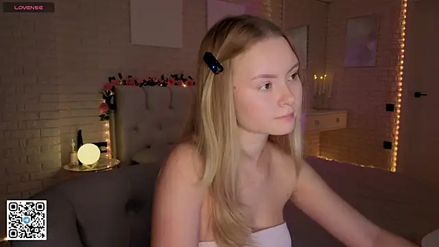 FlowersLover online show from 09/11/25, 05:46