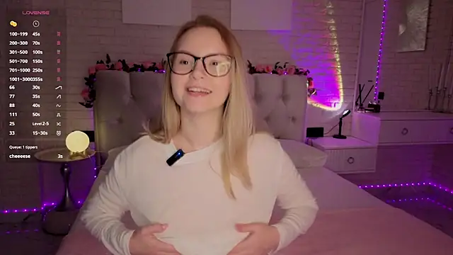 FlowersLover online show from 10/14/25, 07:47