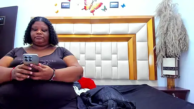 Exoticbigmandy online show from 03/12/25, 02:45