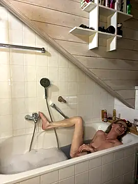 LucyLingerie78 online show from 09/08/25, 07:35