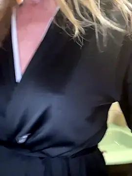 LucyLingerie78 online show from 11/24/25, 07:46