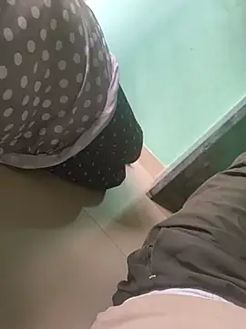 sex yboy00 online show from 10/28/25, 10:30