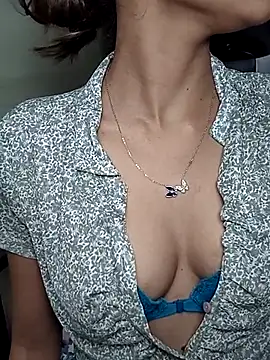 Isha Sax online show from 02/12/26, 11:49