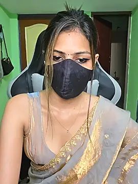 Isha Sax online show from 04/12/26, 06:13