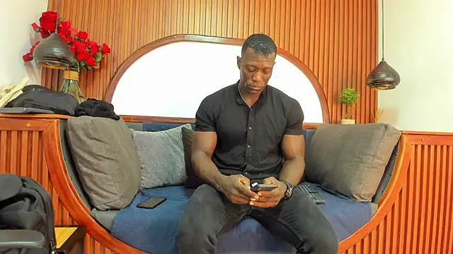 MarcusBlack  online show from 10/22/25, 11:43