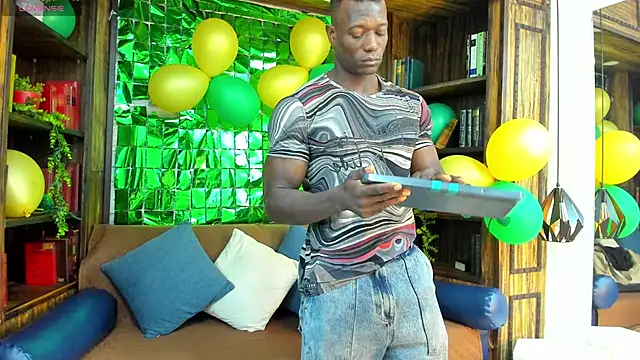 MarcusBlack  online show from 03/19/26, 11:47