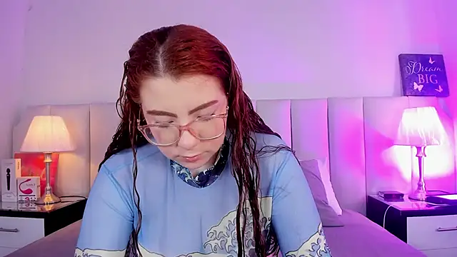 lizy portman online show from 09/23/25, 07:39