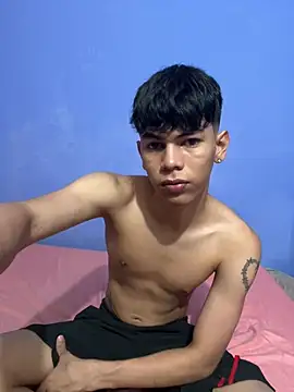 Baby boy14 online show from 04/14/26, 12:16