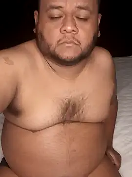 Osogaypardo online show from 10/26/25, 11:31