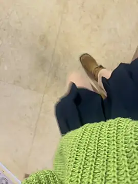 xiaoyuan01 online show from 11/13/25, 01:37