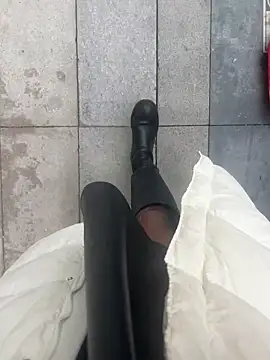 xiaoyuan01 online show from 03/10/26, 01:32