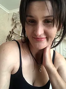 Snapshot of NikaSwan2831 chatting on 09/14/25, 08:57 NikaSwan2831 online show from 09/14/25, 08:57