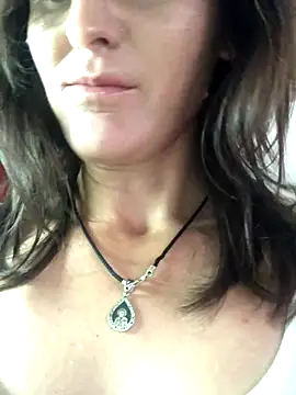 Snapshot of NikaSwan2831 chatting on 09/28/25, 09:58 NikaSwan2831 online show from 09/28/25, 09:58