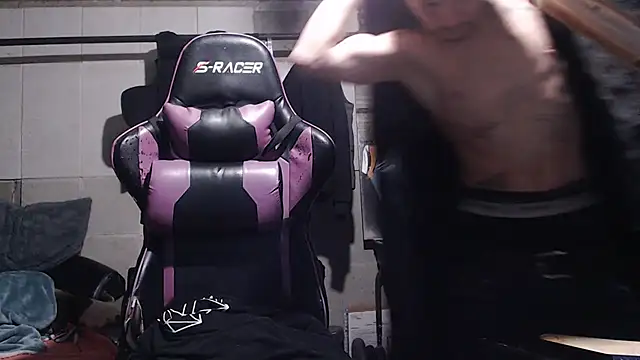 mastertrap online show from 12/15/25, 05:55