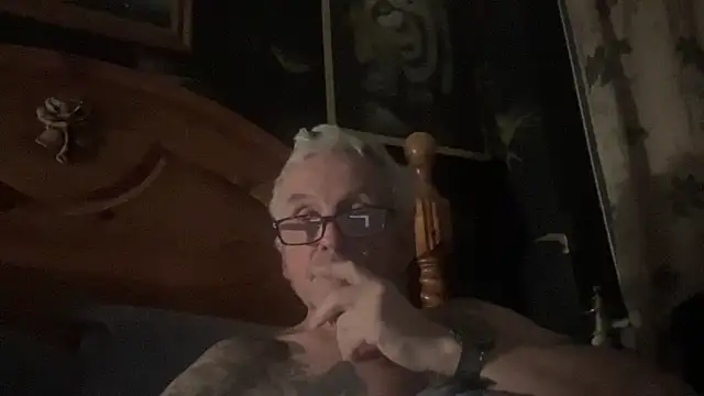 poggles online show from 11/21/25, 07:45