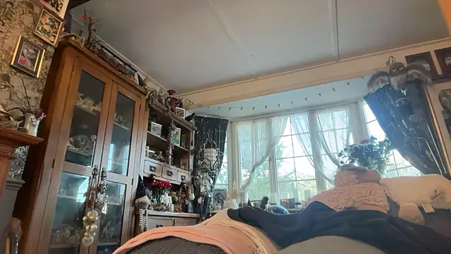 poggles online show from 03/28/26, 07:19