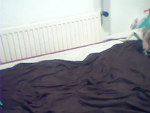 Snapshot of rimbaud77 chatting on 04/24/26, 05:15 rimbaud77 online show from 04/24/26, 05:15